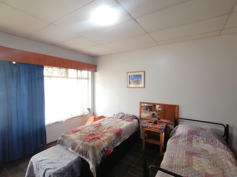 4 Bedroom Property for Sale in Wilkoppies North West